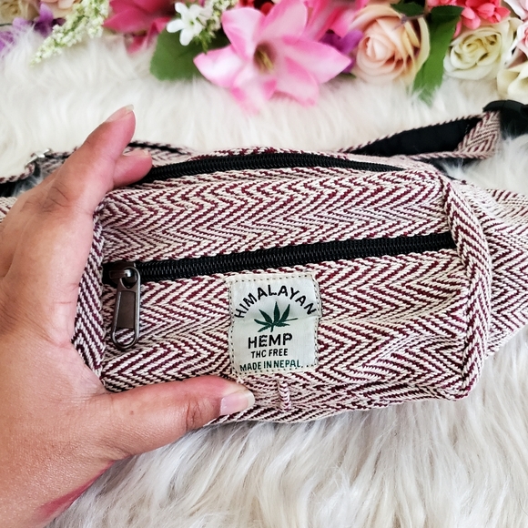 Nwot handmade hemp cotton boho fannypack - Picture 3 of 9